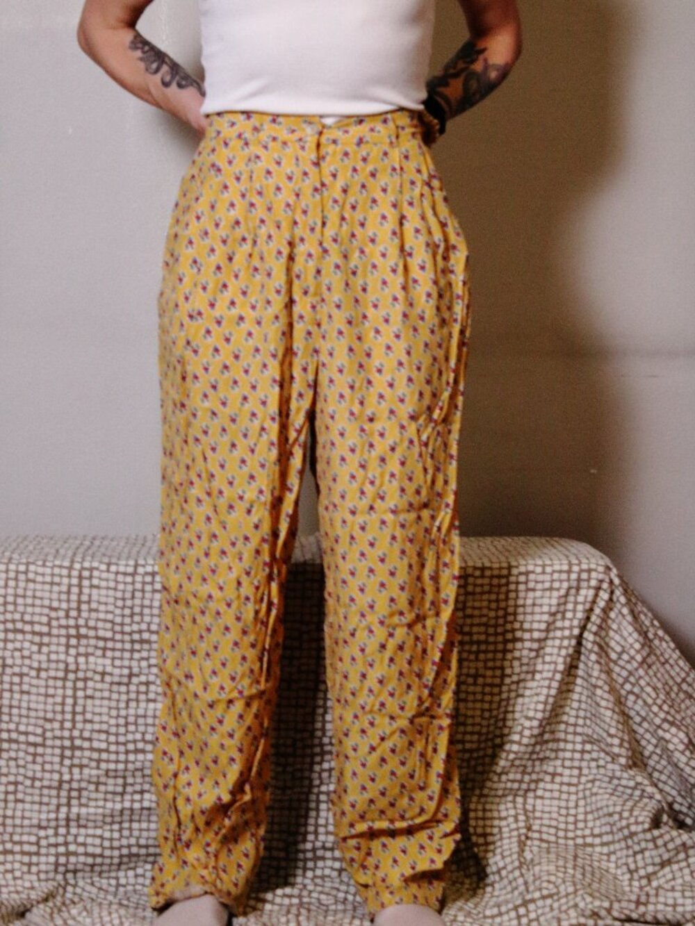 Vintage Pleated High Waist Trouser Pant 4 Yellow Floral Straight Leg Business